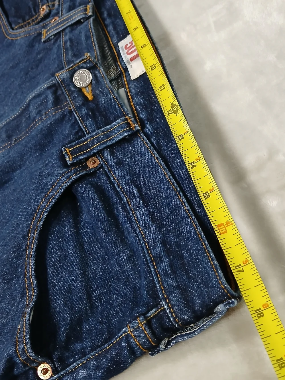 Levi's 501 35x32 Button Fly Jeans Men's Dark Wash Straight Leg